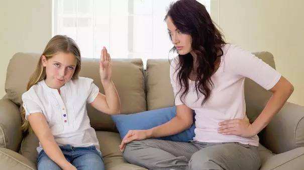 青少年孩子叛逆是有原因的